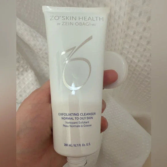 Zo/Zein Obagi exfoliating cleanser - Picture 6 of 7